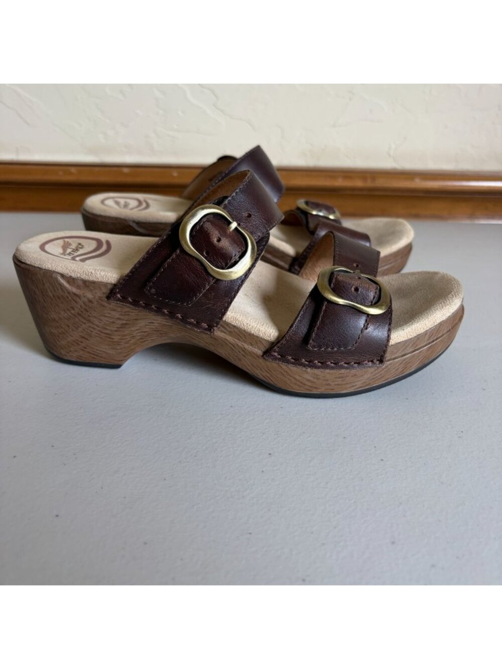 Dansko Sophie Brown Leather Double Buckle Slide Sandal Comfort Wood Grain Wedge